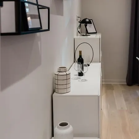 Apartment Cocteau : Au Coeur De La Rive Gauche, Neuf, Design, 2/4/6 Personnes *