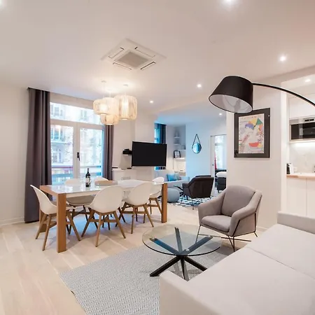 Cocteau : Au Coeur De La Rive Gauche, Neuf, Design, 2/4/6 Personnes Apartment Paris