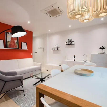 Cocteau : Au Coeur De La Rive Gauche, Neuf, Design, 2/4/6 Personnes Paris