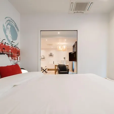 Cocteau : Au Coeur De La Rive Gauche, Neuf, Design, 2/4/6 Personnes Daire