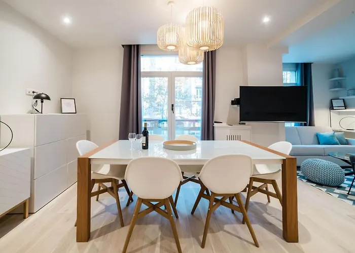 Cocteau : Au Coeur De La Rive Gauche, Neuf, Design, 2/4/6 Personnes Париж