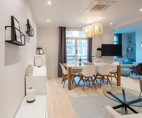 Cocteau : Au Coeur De La Rive Gauche, Neuf, Design, 2/4/6 Personnes Апартаменты Париж