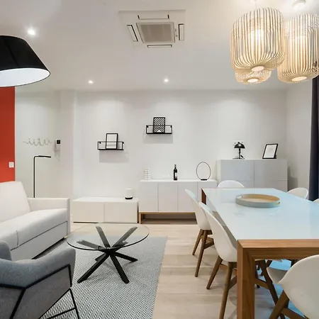 Cocteau : Au Coeur De La Rive Gauche, Neuf, Design, 2/4/6 Personnes * Paris